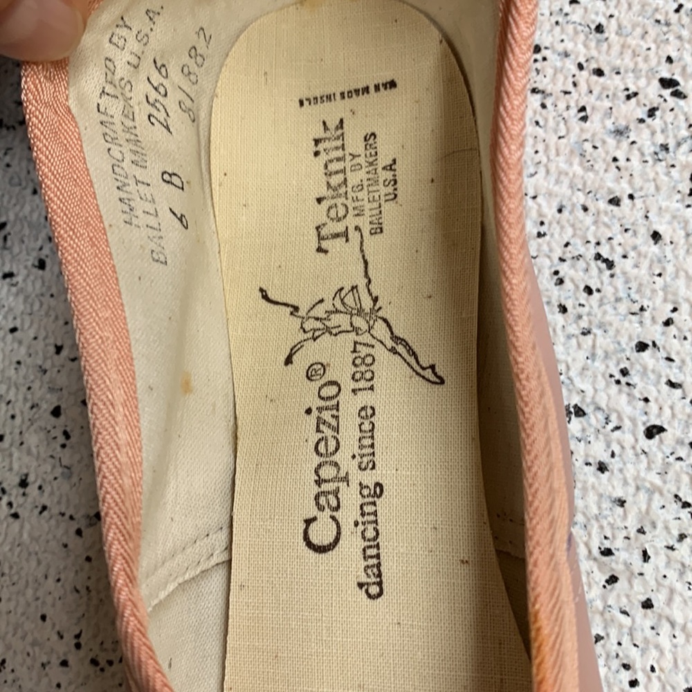 Antique NEW Capezio Slipper in Dusty Rose sz 6 - Picture 6 of 9